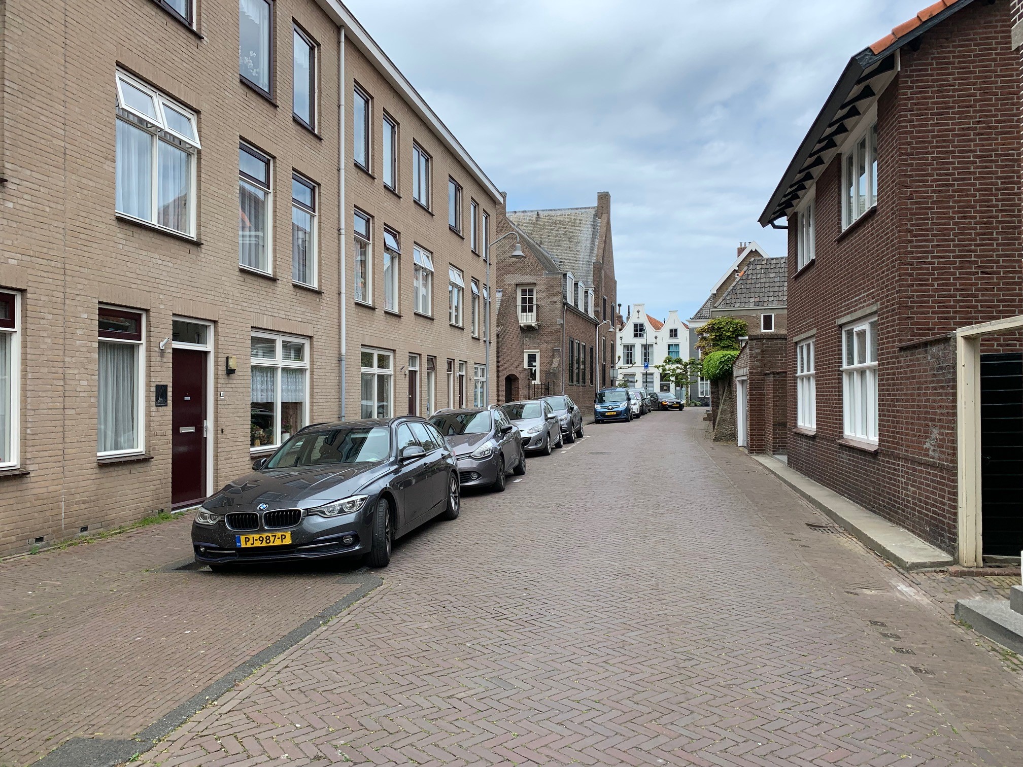 Manhuisstraat 8