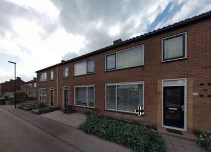 Laustraat 38, 4453 AX 's-Heerenhoek, Nederland