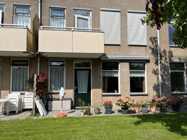 Manhuisstraat 28