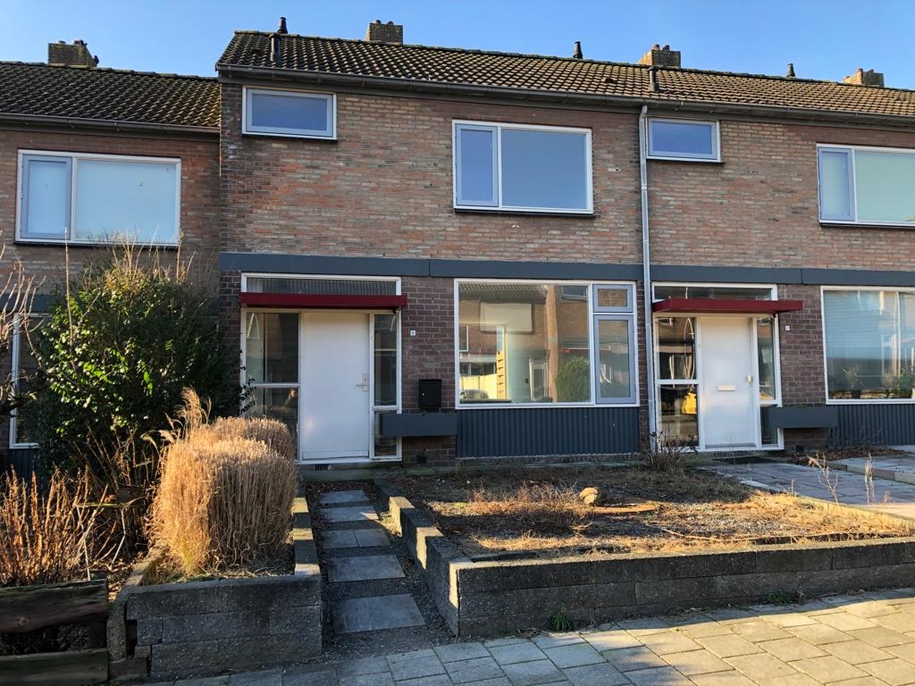 Middelaerstraat 5, 4634 VL Woensdrecht, Nederland