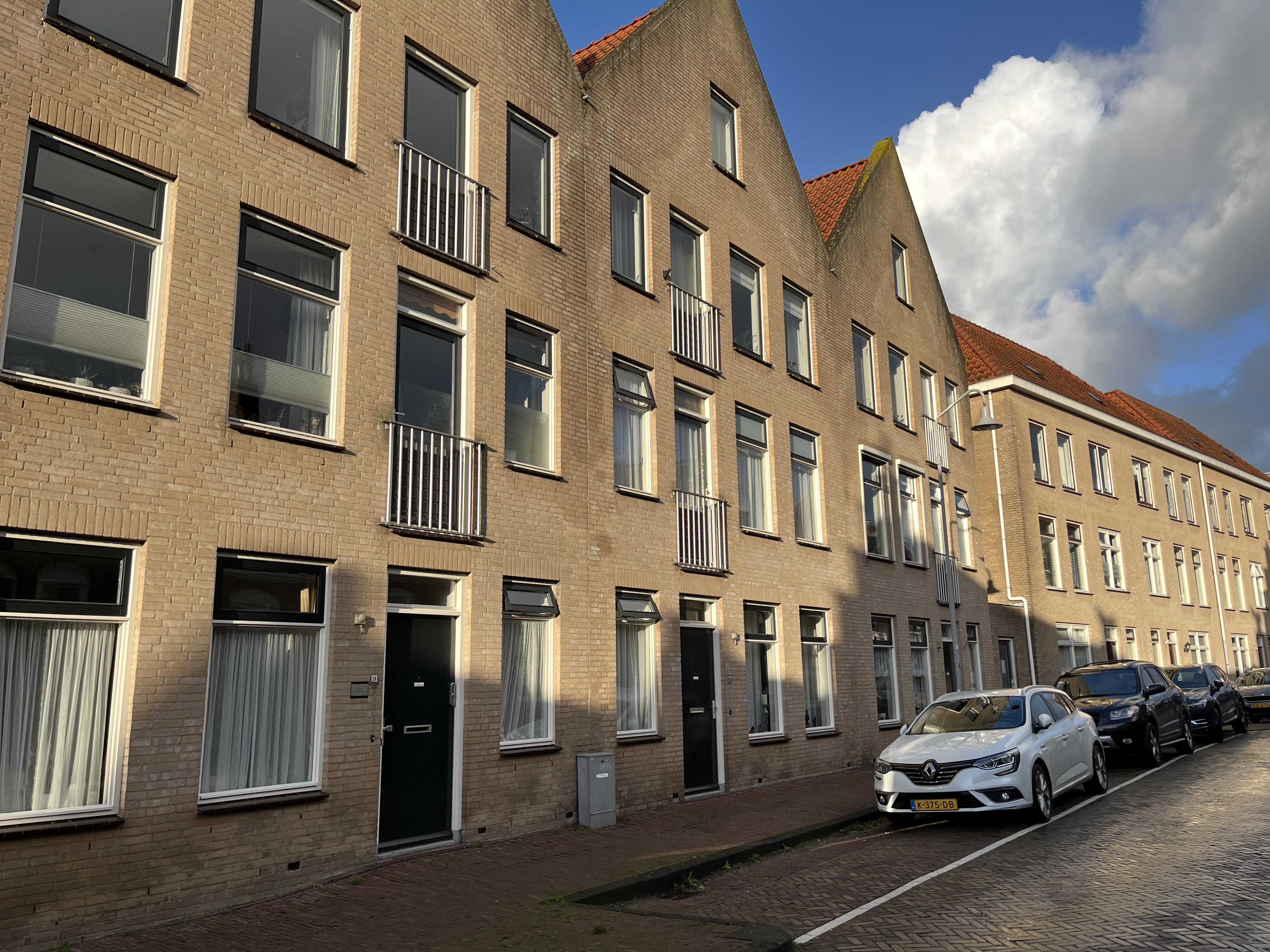 Manhuisstraat 14A